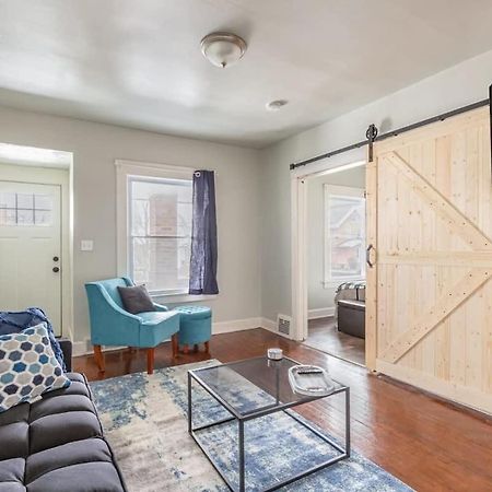 Newly Remodeled Apt, South Hills Old Brooklyn Area Cleveland Exterior foto