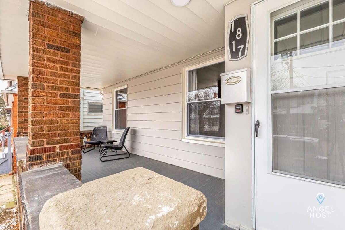 Newly Remodeled Apt, South Hills Old Brooklyn Area Cleveland Exterior foto