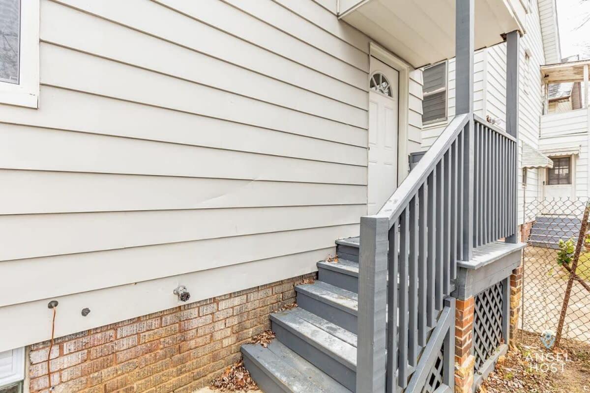 Newly Remodeled Apt, South Hills Old Brooklyn Area Cleveland Exterior foto